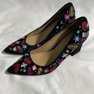 Gunmetal Black Floral Pointed Toe Block Heels